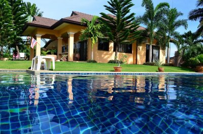 Large pool villa in the wonderful area between Pranburi and Hua Hin
