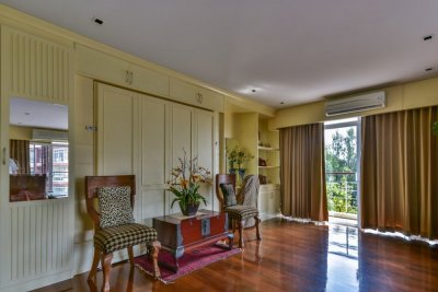 Amazing Beachfront 2 Bed Condo Hua Hin