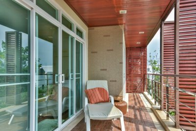 Amazing Beachfront 2 Bed Condo Hua Hin