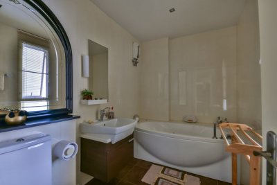 Amazing Beachfront 2 Bed Condo Hua Hin