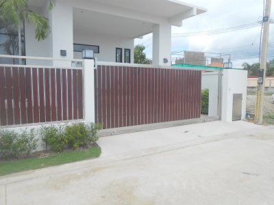 Pool villa 218 sqm south of Hua Hin