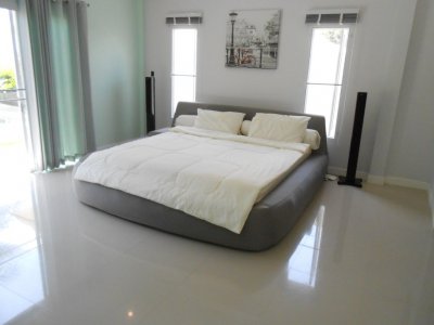 The Lees Hua Hin big pool villa 280 sqm soi 88