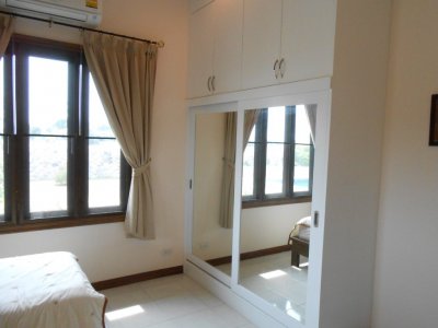 Hua Hin great property with large swimming pool