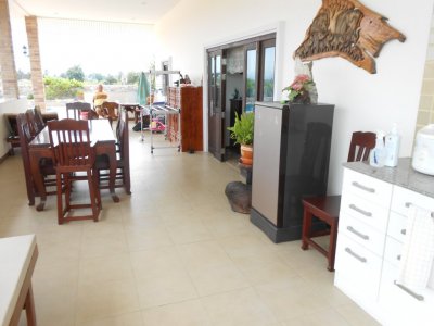 Hua Hin great property with large swimming pool