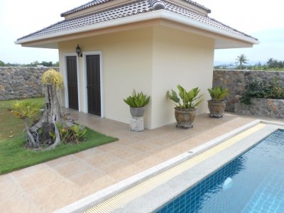 Hua Hin great property with large swimming pool