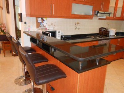 Large pool villa soi 6 Hua Hin near city