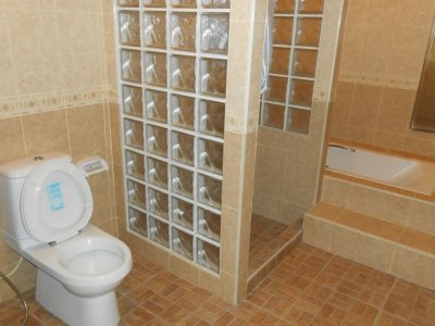 Large pool villa soi 6 Hua Hin near city