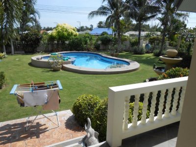 Beautiful village pool villa 240 sqm north Hua Hin10 minutes city