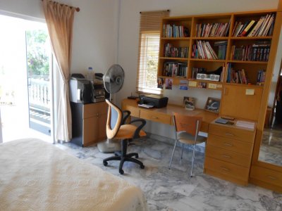 Beautiful village pool villa 240 sqm north Hua Hin10 minutes city