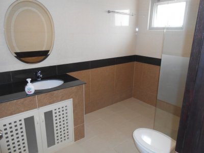 Large pool villa at 112 Soi Hua Hin