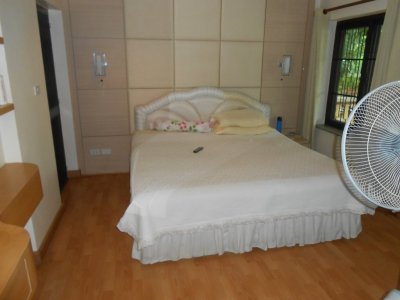 Stylish pool villa on soi 56 near downtown Hua Hin