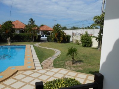 Pool villa soi 70 close to the city of Hua Hin.