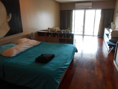 Baan Klang Nice apartments in the city Hua Hin