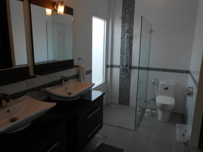 The Lees Exclusive pool villa 4 bedrooms soi 88 near downtown Hua Hin