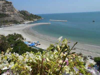 Blue Wave Hua Hin Apartment at Khao Takiab Beach