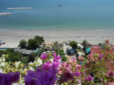Blue Wave Hua Hin Apartment at Khao Takiab Beach