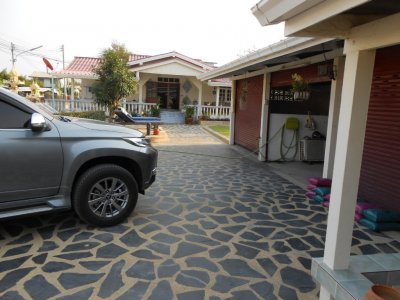 Pool villa 7 bedrooms near downtown Hua Hin