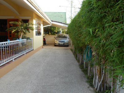Nice villa 100 sqm pool in area 5 minutes city Hua Hin