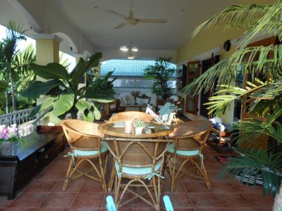 Nice villa 100 sqm pool in area 5 minutes city Hua Hin
