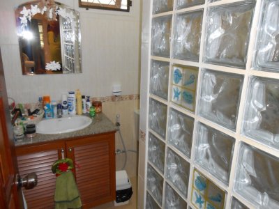 Nice villa 100 sqm pool in area 5 minutes city Hua Hin