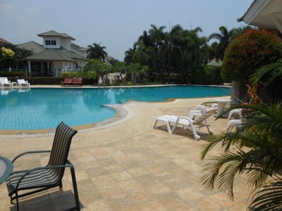 Natural Hill Hua Hin 4 bedrooms large pool villa soi 6