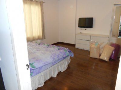 Seacraze 2 bedroom apartment in Hua Hin Takiab Beach