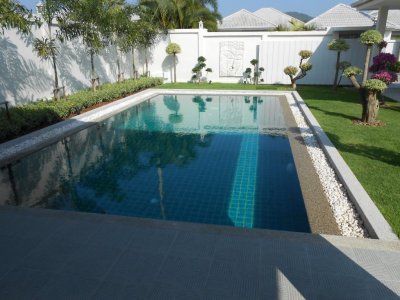 The Lees pool villa soi 88 near city Hua Hin