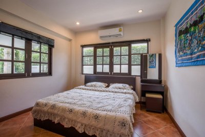 Orchid Paradise Homes OPV31 pool villa near city
Hua Hin