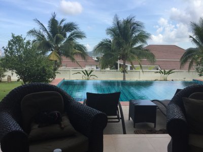 Big pool villa 350 sqm near city Hua Hin