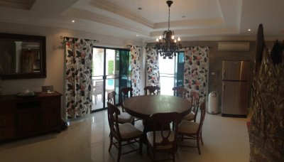 Luxury pool villa south Hua Hin 275 sqm