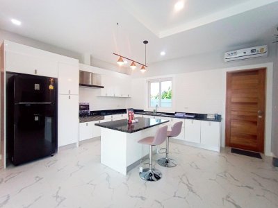 Luxury brand new pool villa Khao Tao south Hua Hin