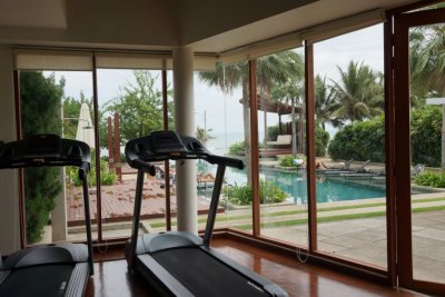 Pranburi/Hua Hin privat pool villa pak nam pran 330 kvm vid stranden