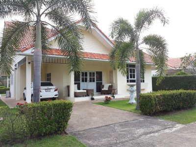 Chantha garden villa 140 sqm pool in area Cha-Am