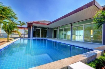 Newly built pool villa Cha-am ready to move in