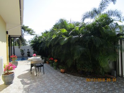 Garden pool villa 205 sqm up soi 70 Hua Hin