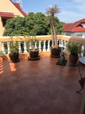 Townhouse with Pool Takiab Beach 260 sqm Hua Hin