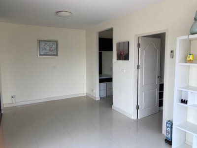 FlameTree Residence HuaHin : Prime Location 2 Bed Condo with Great View