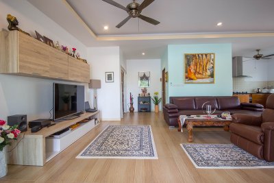 Garden pool villa 205 sqm up soi 70 Hua Hin