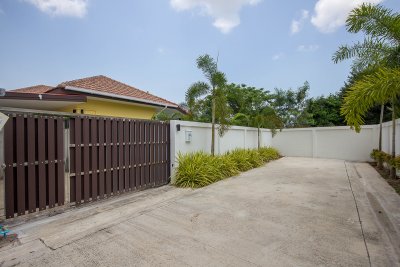 Garden pool villa 205 sqm up soi 70 Hua Hin
