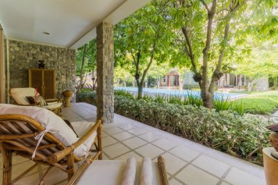 Beautifully Landscaped 3 Bed Beachfront Condo Hua Hin