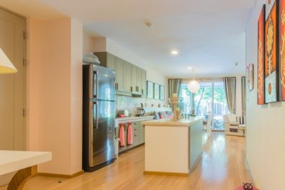 Beautifully Landscaped 3 Bed Beachfront Condo Hua Hin