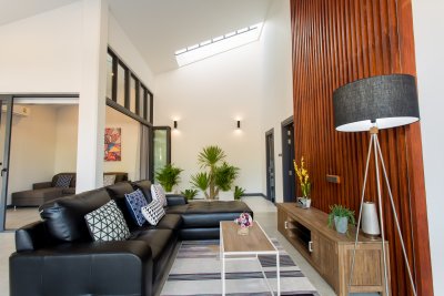 Sanctuary Lake Hua Hin Luxury brand new pool villas near to Banyan Golf Clubs soi 112