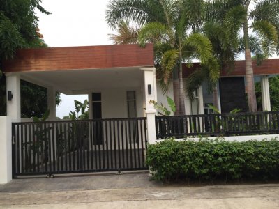 Golf village pool villa 160 sqm on Soi 114 Hua Hin
