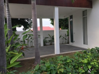 Golf village pool villa 160 sqm on Soi 114 Hua Hin