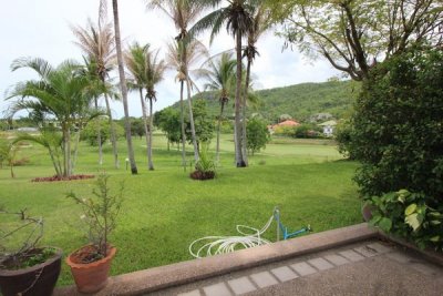Palm Hills Golf Club & Residence Good Quality 3 Bed Condo norra Hua Hin