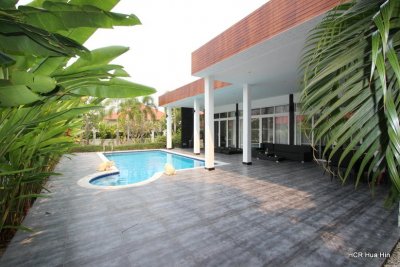 Golf village pool villa 160 sqm on Soi 114 Hua Hin