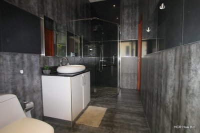 Golf village pool villa 160 sqm on Soi 114 Hua Hin