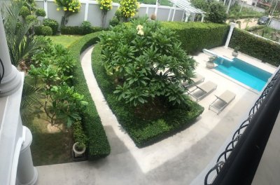 Luxury pool villa south Hua Hin 275 sqm