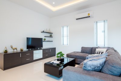 Luxury brand new 3 Bedroom Pool Villas soi 112 Hua Hin