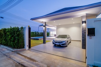 Luxury brand new 3 Bedroom Pool Villas soi 112 Hua Hin